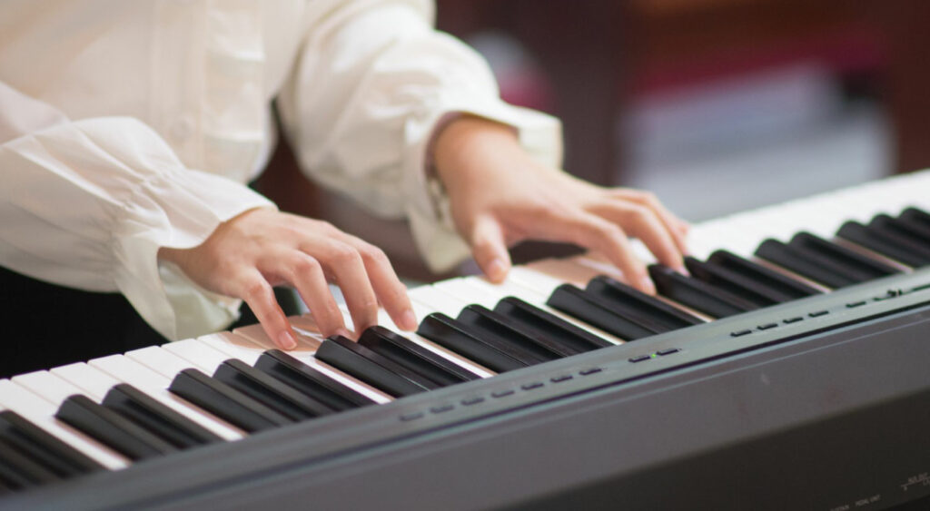 Instrument de musique - Clavier oriental - Conservatoire Mélodivers